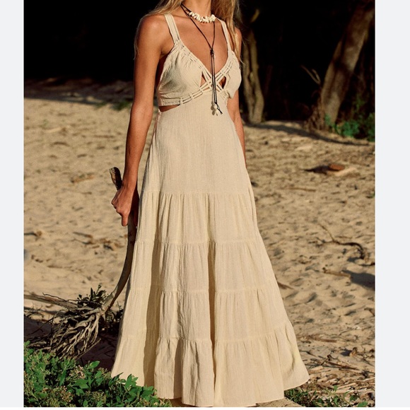 Free People Dresses & Skirts - Free people Auralie Maxi dress